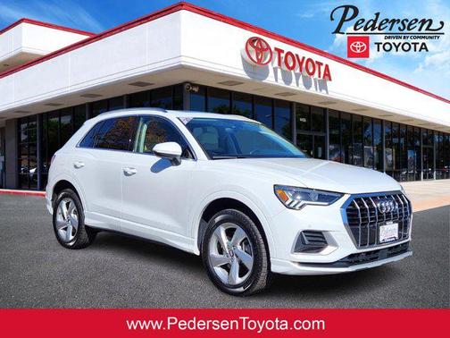 2020 Audi Q3 45 Premium Plus