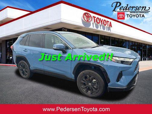 2024 Toyota RAV4 Hybrid SE
