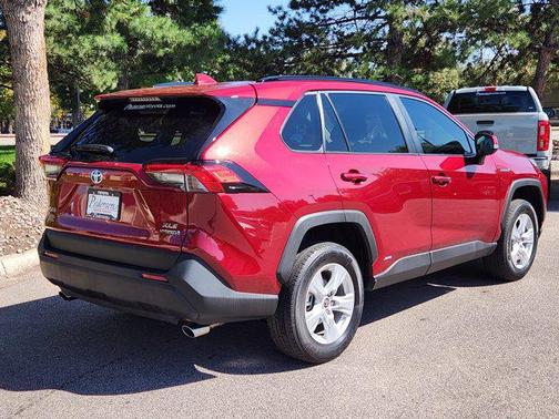 2021 Toyota RAV4 Hybrid XLE