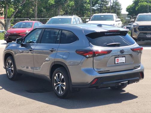 Heavy Metal 2026 Toyota Highlander XLE