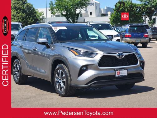 Heavy Metal 2026 Toyota Highlander XLE