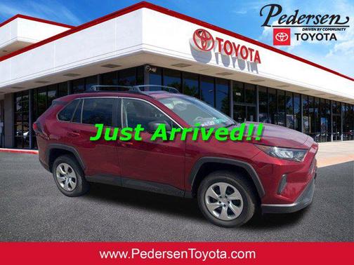 2020 Toyota RAV4 LE