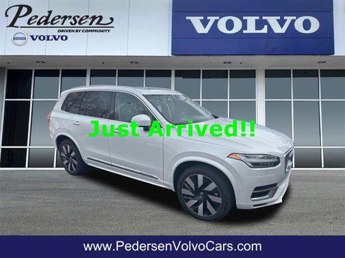 2023 Volvo XC90 Recharge Plug-In Hybrid T8 Ultimate Bright Theme 7-Seater