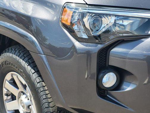 Magnetic Gray Metallic 2016 Toyota 4Runner Trail Premium