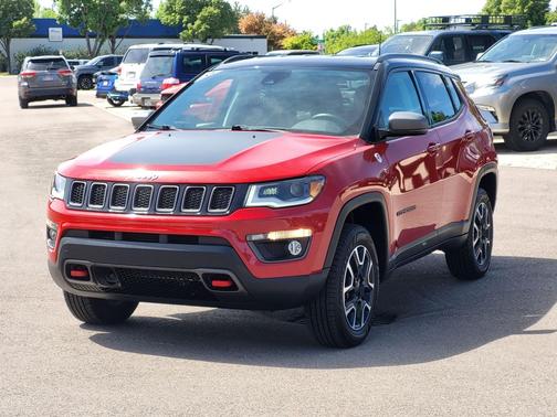 Redline Pearlcoat 2019 Jeep Compass Trailhawk