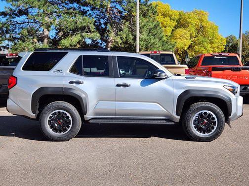 2025 Toyota 4Runner TRD Off Road