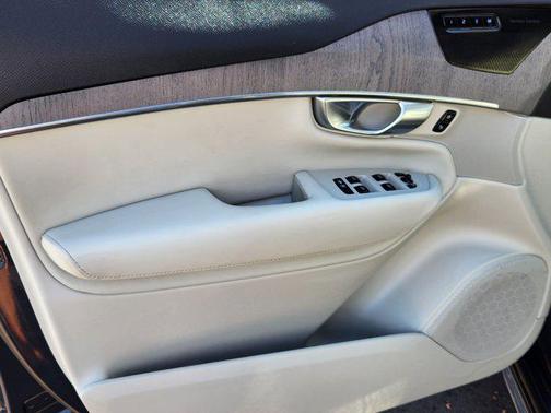 2023 Volvo XC90 B6 Plus 7-Seater