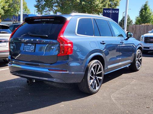 2023 Volvo XC90 B6 Plus 7-Seater