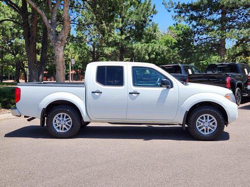 2020 Nissan Frontier SV