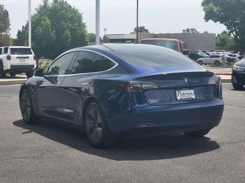 Deep Blue Metallic 2018 Tesla Model 3 Long Range