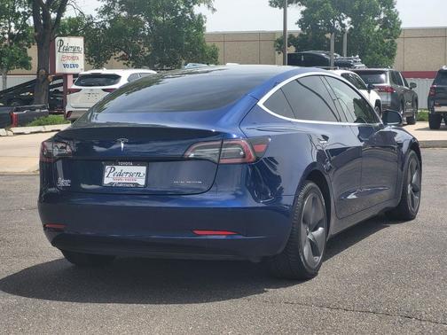 Deep Blue Metallic 2018 Tesla Model 3 Long Range