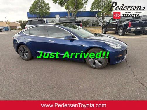 Deep Blue Metallic 2018 Tesla Model 3 Long Range