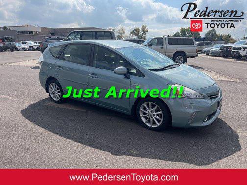 2013 Toyota Prius v Five