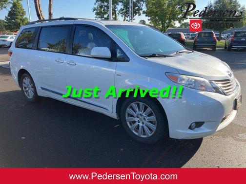 2016 Toyota Sienna 