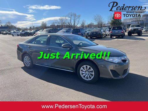 2012 Toyota Camry Hybrid LE