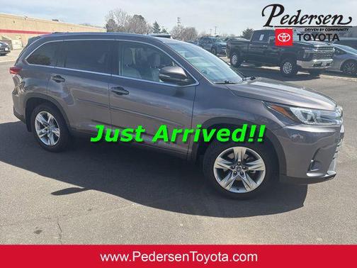 Predawn Gray Mica 2019 Toyota Highlander Limited
