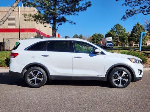 2016 Kia Sorento EX