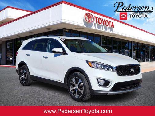 2016 Kia Sorento EX
