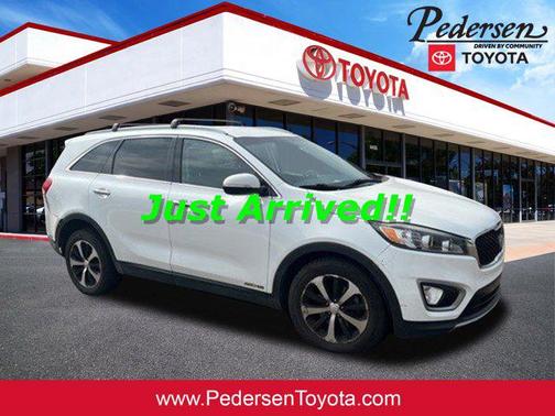 2016 Kia Sorento EX
