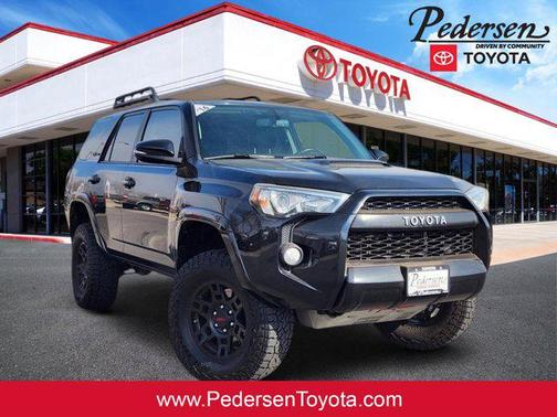 Midnight Black Metallic 2016 Toyota 4Runner Trail Premium