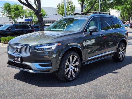 2022 Volvo XC90 Recharge Plug-In Hybrid T8 Inscription 6 Passenger