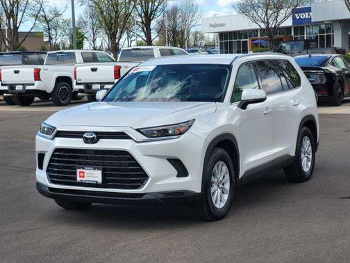 White 2024 Toyota Grand Highlander XLE