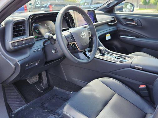 2026 Toyota Crown Platinum