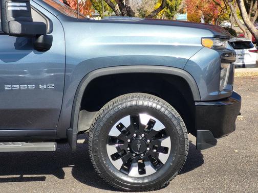 Shadow Gray Metallic 2020 Chevrolet Silverado 2500 Custom