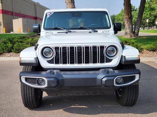 2024 Jeep Wrangler 4-Door Sahara 4x4