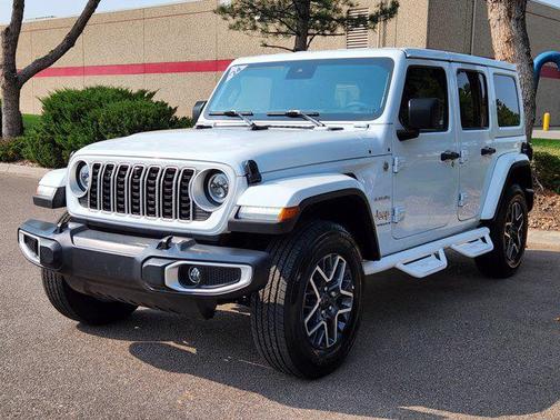 2024 Jeep Wrangler 4-Door Sahara 4x4