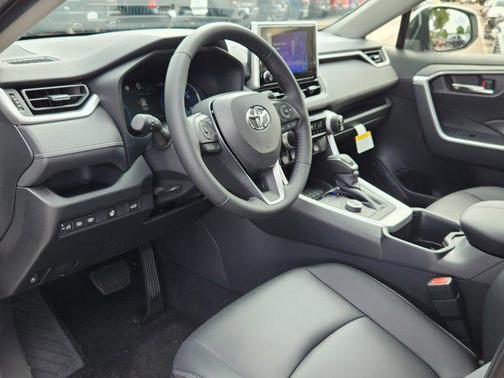 2025 Toyota RAV4 Hybrid XLE Premium