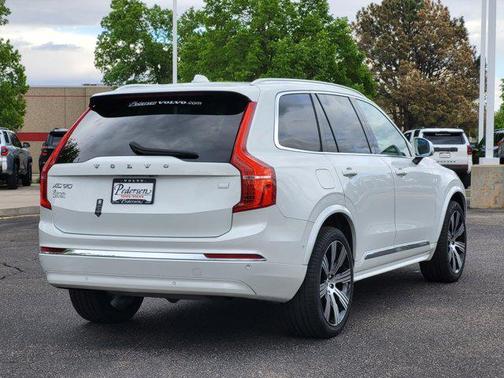Crystal White Metallic 2024 Volvo XC90 Recharge Plug-In Hybrid T8 Plus Bright Theme 7-Seater