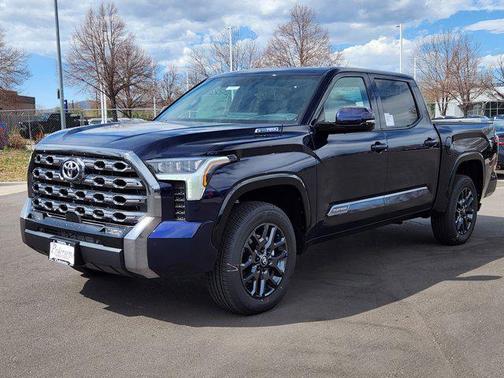 2025 Toyota Tundra Hybrid Platinum