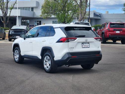 Ice Cap 2023 Toyota RAV4 LE