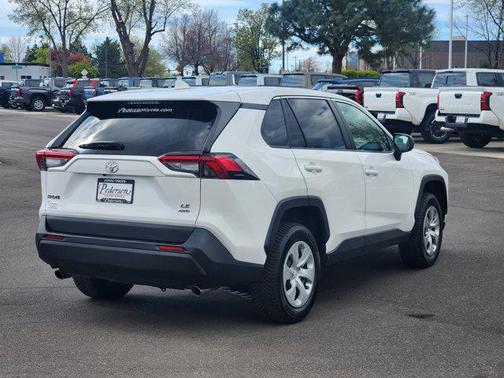 Ice Cap 2023 Toyota RAV4 LE