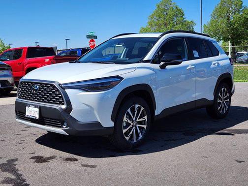 2025 Toyota Corolla Cross XLE