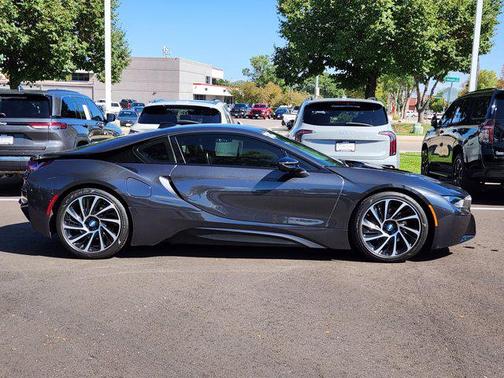 2015 BMW i8 Base