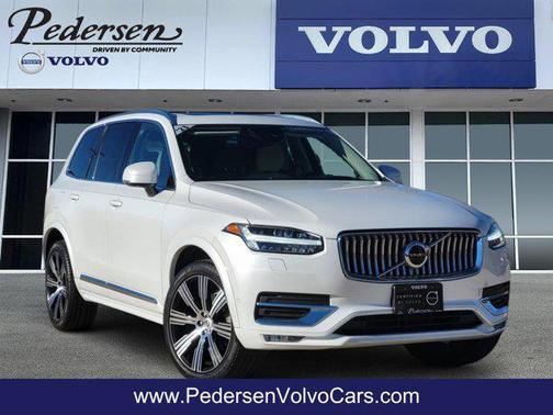 2023 Volvo XC90 B6 Ultimate 6-Seater