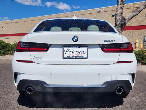 2019 BMW 330 330i