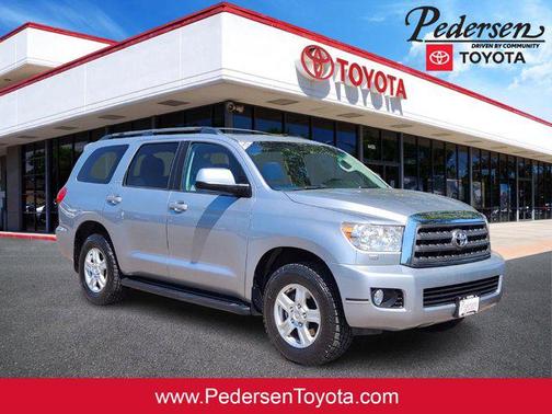 2017 Toyota Sequoia SR5
