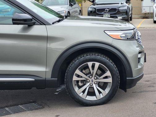 Silver Spruce Metallic 2020 Ford Explorer Platinum