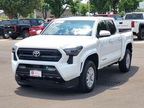 Ice Cap 2024 Toyota Tacoma SR5