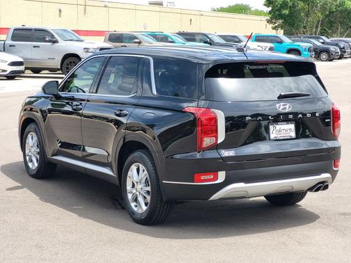 Abyss Black Pearl 2022 Hyundai PALISADE SE
