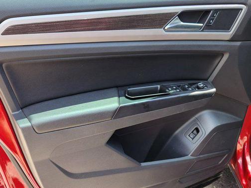 2019 Volkswagen Atlas 3.6L SE w/Technology