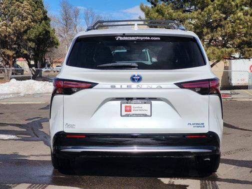 2024 Toyota Sienna Platinum