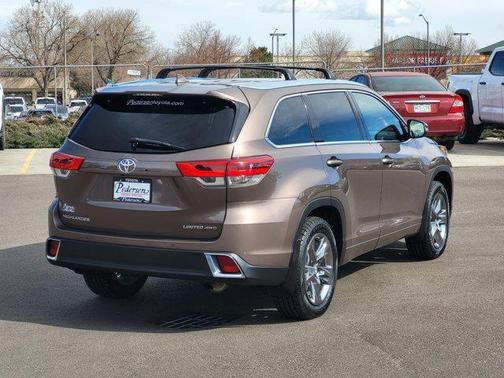 2019 Toyota Highlander Limited Platinum