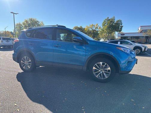 2018 Toyota RAV4 Hybrid XLE