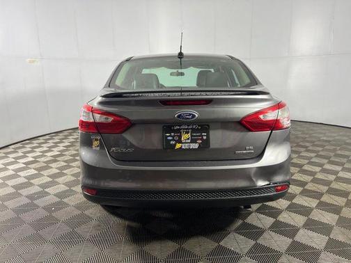Sterling Gray Metallic 2013 Ford Focus SE