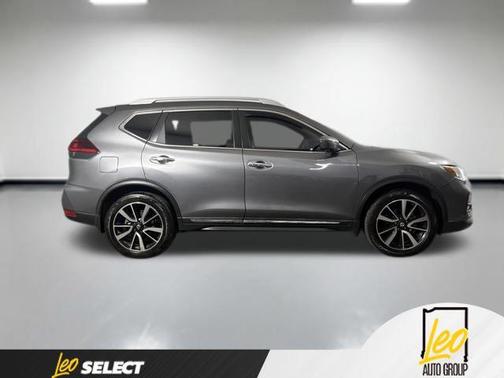 Gun Metallic 2019 Nissan Rogue SL
