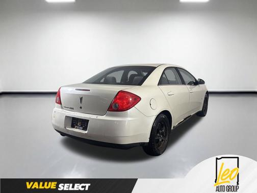 White Diamond Clearcoat 2009 Pontiac G6 SE